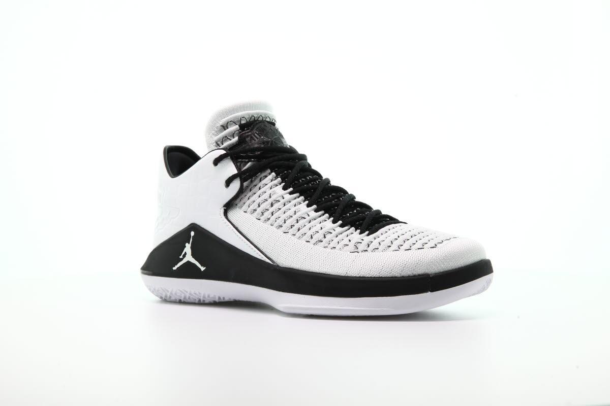 Air Jordan XXXII Low 